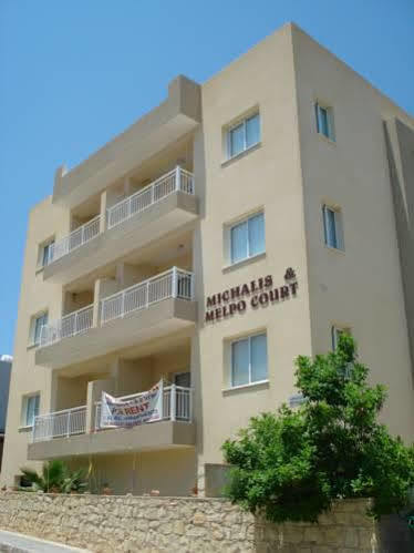 Melpo Court Apartment Geroskipou Exterior photo